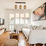Apartment View Near Istiklal Street At Galatasaray Istanbul