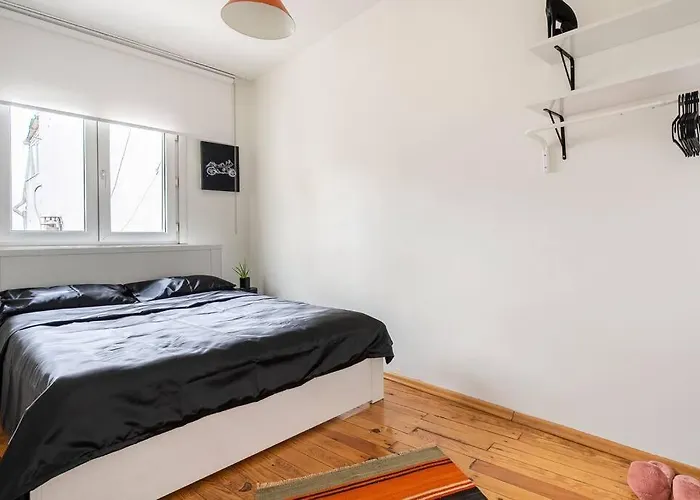 View Near Istiklal Street At Galatasaray Apartment