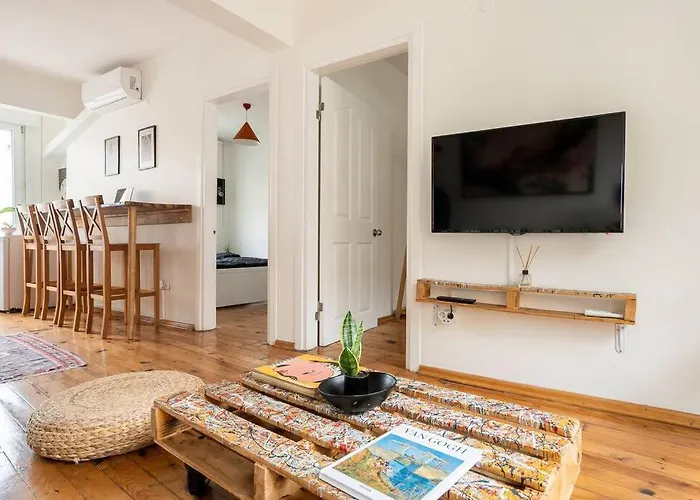 View Near Istiklal Street At Galatasaray Apartment