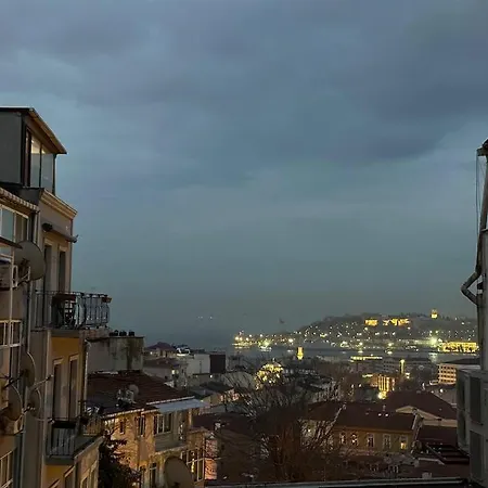 Appartamento View Near Istiklal Street At Galatasaray